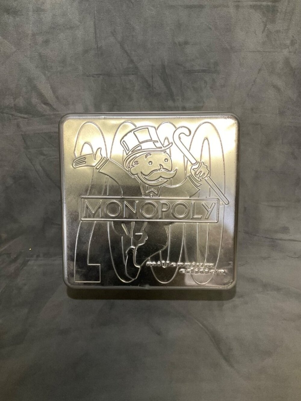 Monopoly 2000 Millennium Edition Game Collector Tin 100% Complete